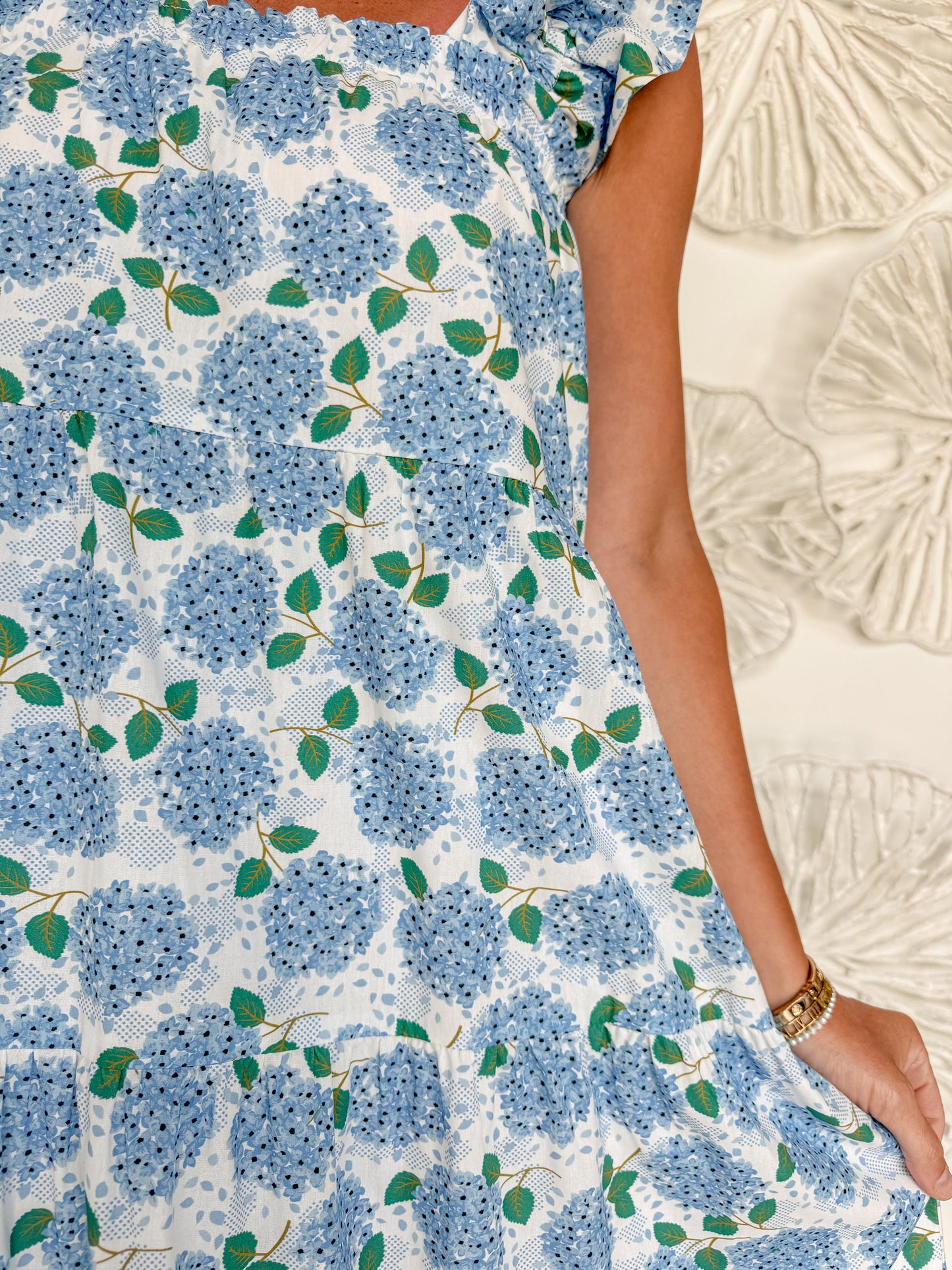 Blue Hydrangea Maxi