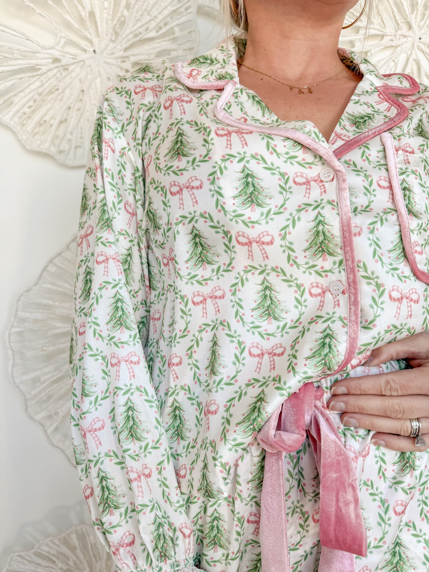 Pink/Green Wreath Satin Pajamas
